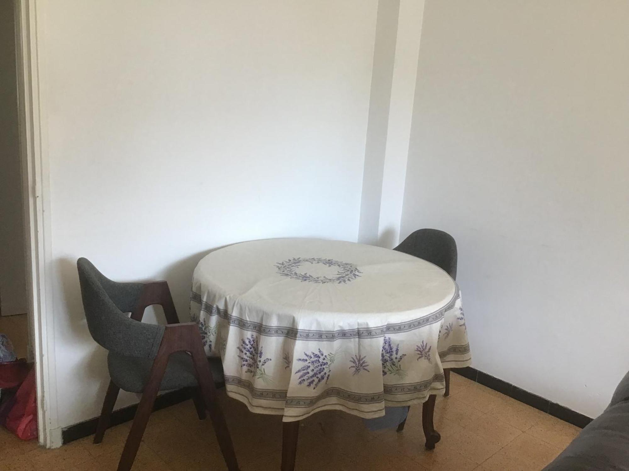 Ayoug Individuelle Chez Habitat Alloggio in famiglia Carpentras