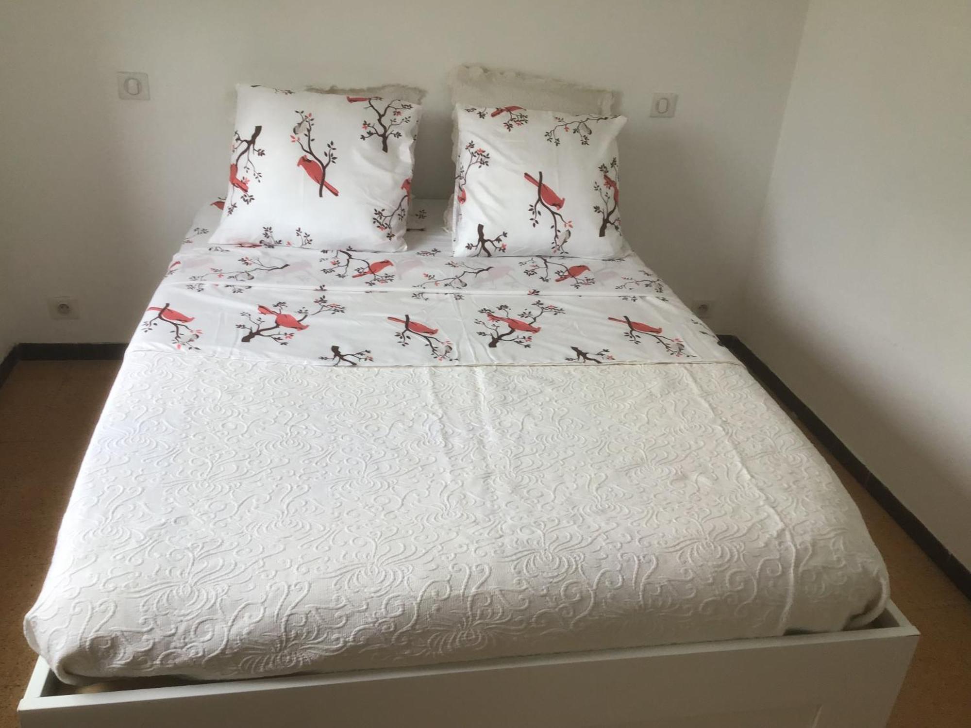 Ayoug Individuelle Chez Habitat Homestay *